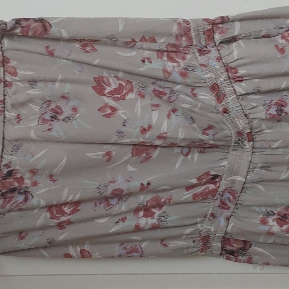 Talula by Aritzia shoulderless jumper suit overall romper flowers Medium - Picture 3 of 9